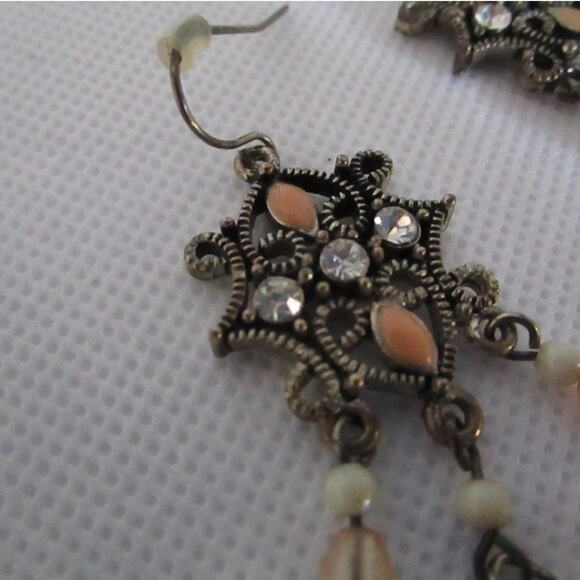 Vintage Chandelier Dangle Earrings Filigree Peach Teardrop Rhinestones Boho Glam - Picture 9 of 16